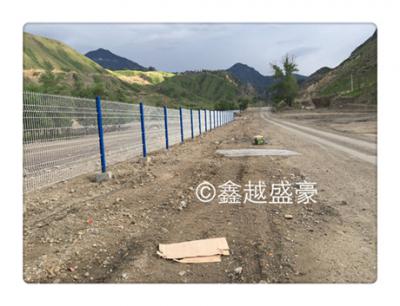 烏魯木齊廟爾溝護欄網施工案例