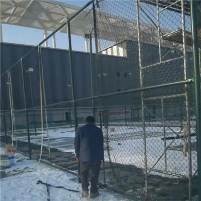 哈密地區(qū)烏魯木齊市飛機(jī)場體育場圍欄安裝